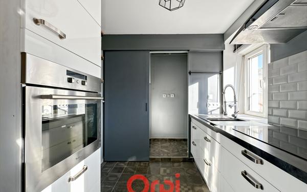 Appartement à vendre    3 pièces • 70 m2 Lyon 3