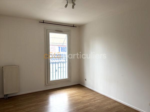 Vente
                Appartement48,1 m² - 2 Pièces -
                    GIF SUR YVETTE (91190)