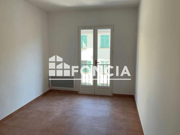 Location Appartement 3 pièces 71.4 m² - 32 RUE MASSENA Nice 06000