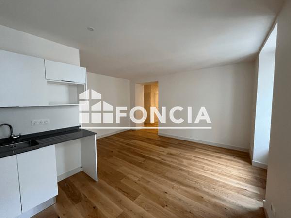 Location Appartement 2 pièces 44.42 m² - 12 RUE DE LA PAILLE Le Mans 72000