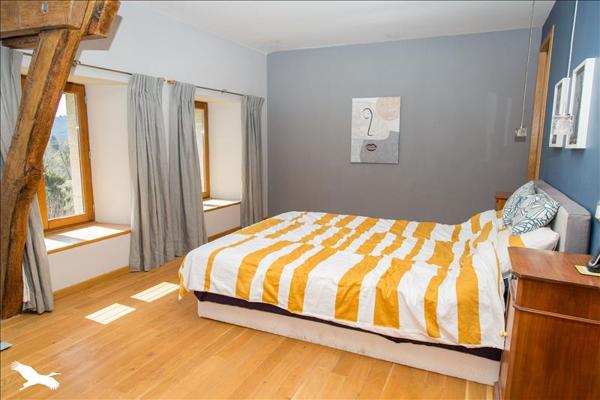 Maison à vendre |  Saint-Amand-Jartoudeix |  6 pièces | 210 m²