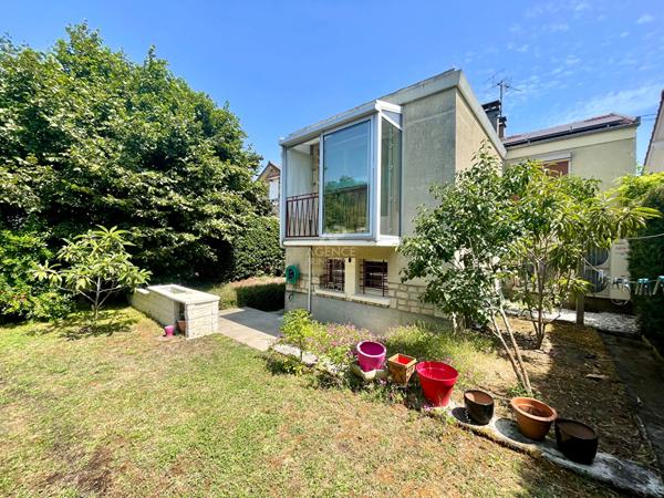 Maison Conflans Sainte Honorine 5 pièce(s) 92 m2 405 000 € **  - Référence  8258