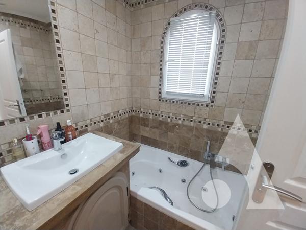 Villa 6 pièces 120 m2