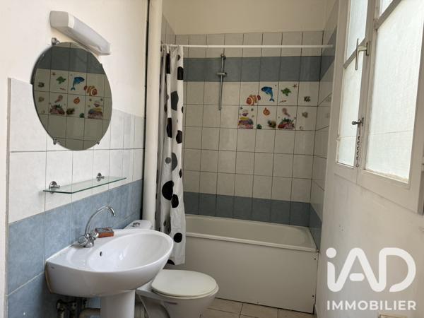 Immeuble à vendre 1 484 m² Sedan