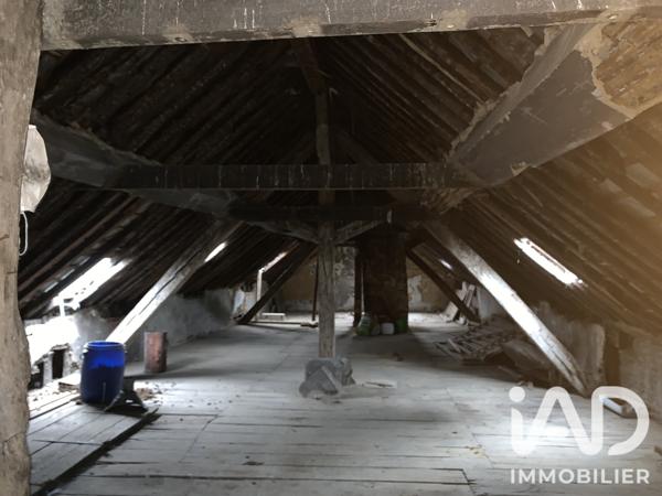 Immeuble à vendre 1 484 m² Sedan