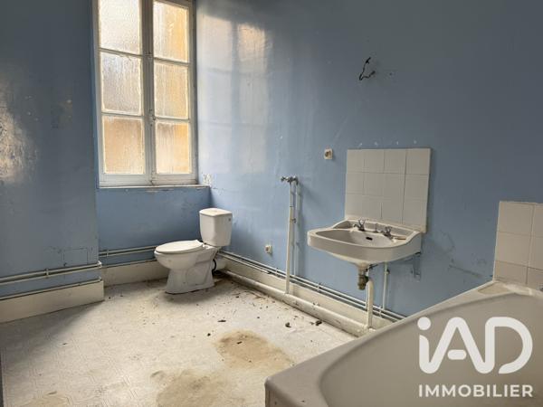 Immeuble à vendre 1 484 m² Sedan