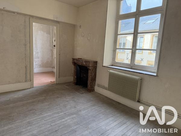 Immeuble à vendre 1 484 m² Sedan