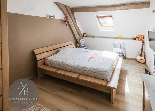 🏡 Incroyable maison en pierre dans GISORS !