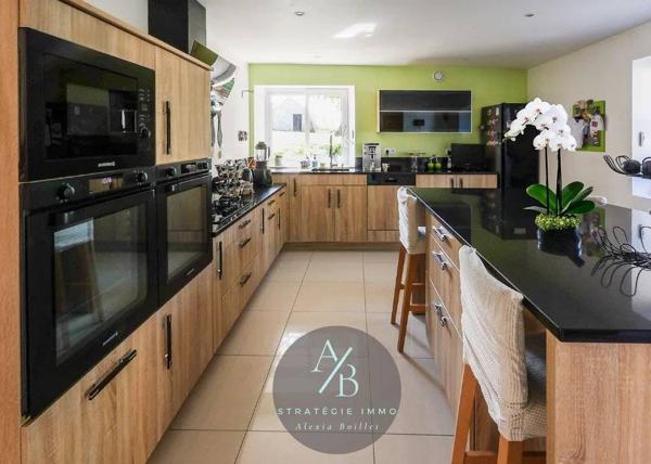 🏡 Incroyable maison en pierre dans GISORS !