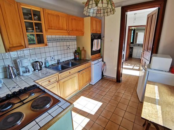 SUPERBE MAISON BOURGEOISE172 M2 5 CHAMBRES JARDIN 2 GARAGES