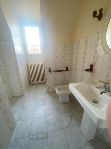 Maison Terrasson La Villedieu 5 pièce(s) 136 m2