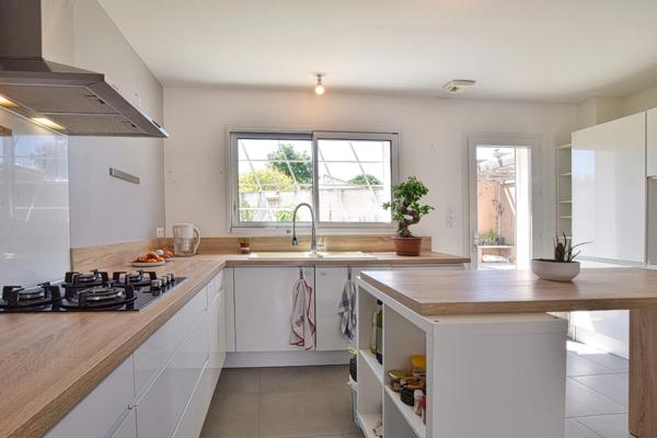 Charmante Villa à Montarnaud : Confort Moderne aux Portes de Montpellier