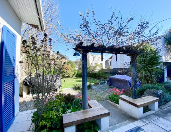 Maison 131 m2 4 chambres sur terrain de 421 m2