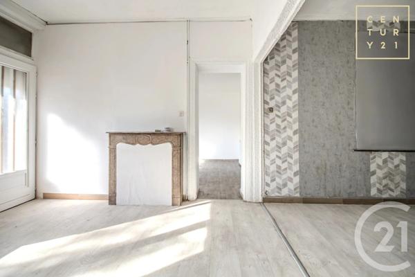 Maison à vendre  5 pièces - 88,47 m 2   HAUTMONT  - 59