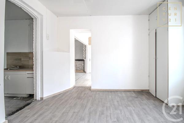 Maison à vendre  5 pièces - 88,47 m 2   HAUTMONT  - 59