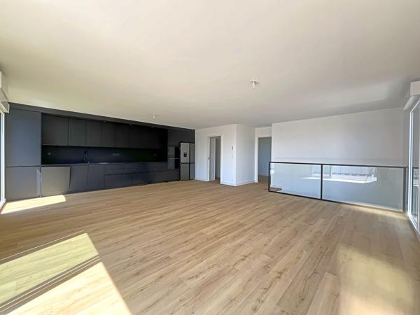 Maison Vaux Sur Mer 5 pièce(s) 131.67 m2 Vaux sur mer Maison Vaux Sur Mer 5 pièce(s) 131.67 m2 Vaux sur mer