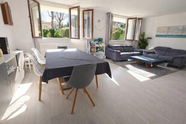 Appartement à vendre 3 pièces BOUGIVAL, piscine (78)