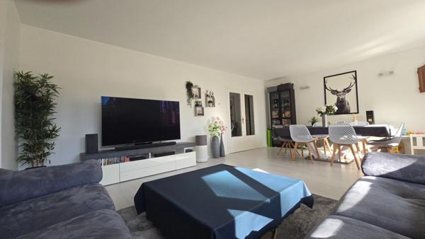 Appartement à vendre 3 pièces BOUGIVAL, piscine (78)