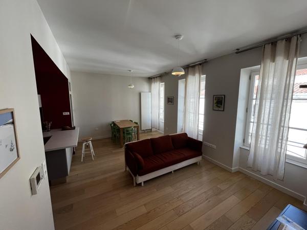 Location à l'année › T3 68m² Meublé – centre ville Proche du vieux Port de La Rochelle