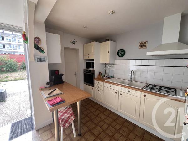 Maison à vendre  4 pièces - 102,72 m 2   ST QUENTIN  - 02