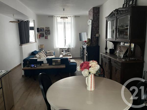 Maison à vendre  4 pièces - 100 m 2   ST QUENTIN  - 02