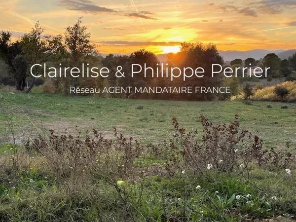Immobilier Carcès (83570) – Terrain constructible 1517m2 – 163 000 €