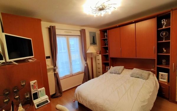 Vente Maison de ville ref.7118 avec local commercial rénové(e) Villaines-la-juhel   