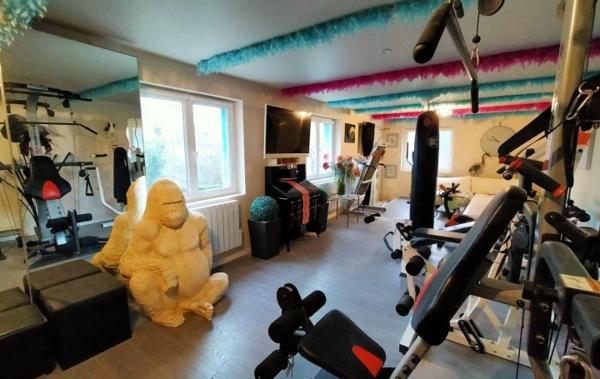 Vente Maison de ville ref.7118 avec local commercial rénové(e) Villaines-la-juhel   