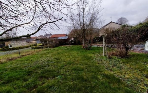 Vente Maison de ville ref.7118 avec local commercial rénové(e) Villaines-la-juhel   