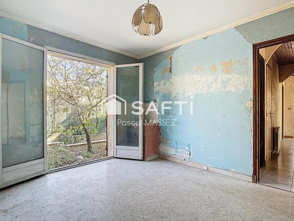 Maison  T4 - 108m2 - carrez 71m2 + 24m2 garage + 12m2 Véranda  - jardin - À RÉNOVER