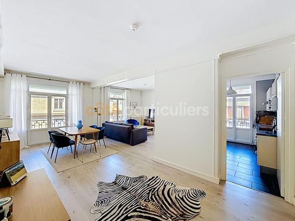 Vente
                Appartement86,7 m² - 4 Pièces -
                    ROUEN (76000)