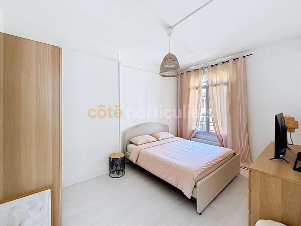 Vente
                Appartement86,7 m² - 4 Pièces -
                    ROUEN (76000)