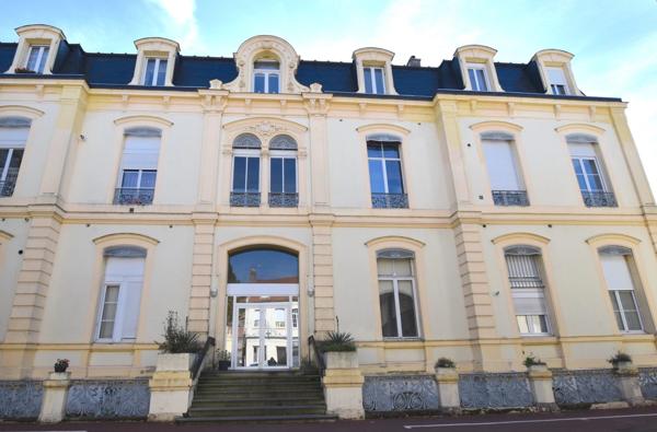 Grand appartement T3 de 94,75 m² avec une cave
