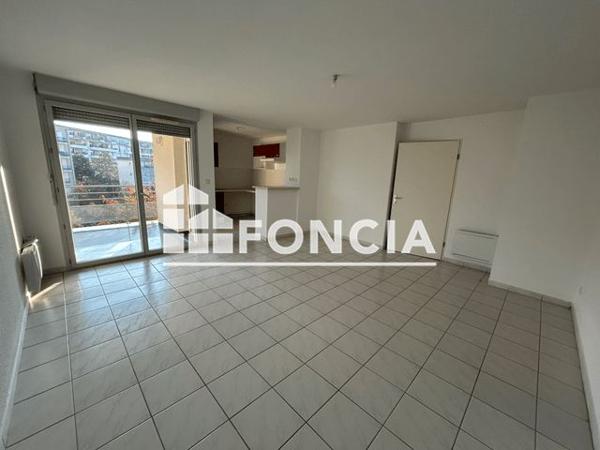 Location Appartement 3 pièces 63.1 m² - 10 Avenue de Saint Pierre, Rodez 12000