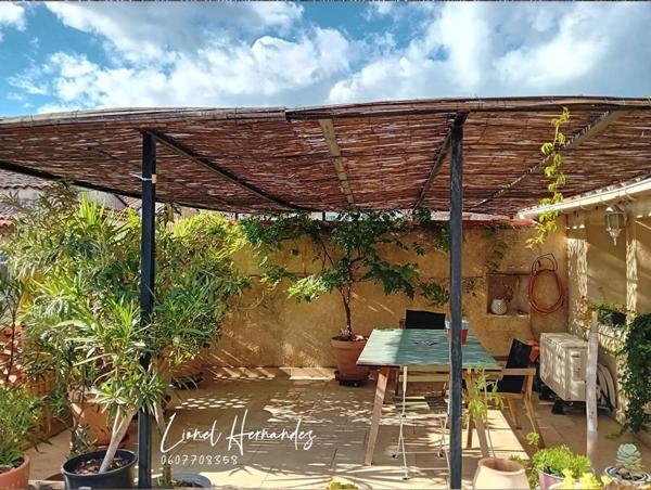 Maison de village en pierre - Rénovation de qualité - 4 chambres - Grande terrasse