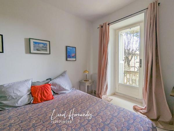 Maison de village en pierre - Rénovation de qualité - 4 chambres - Grande terrasse