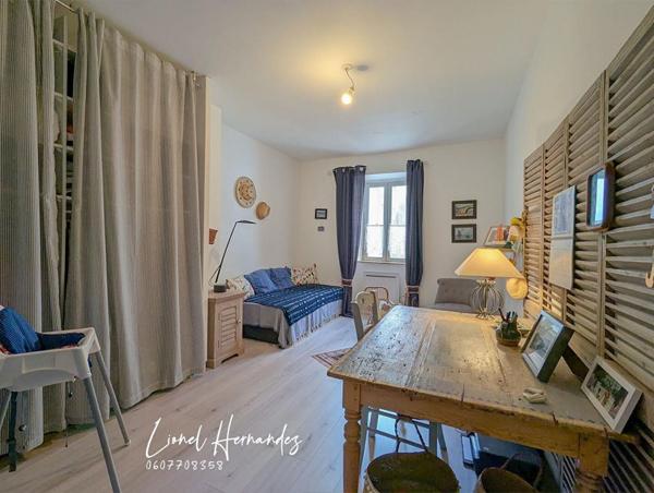 Maison de village en pierre - Rénovation de qualité - 4 chambres - Grande terrasse