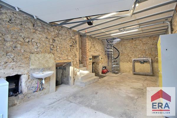 Maison de charme Mondragon 3 chambres, garage et terrasse - 141 m2
