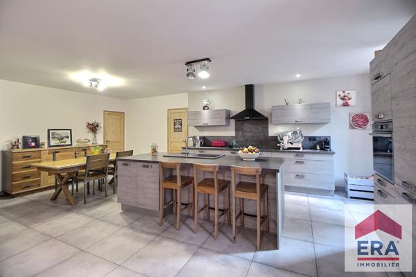 Maison de charme Mondragon 3 chambres, garage et terrasse - 141 m2
