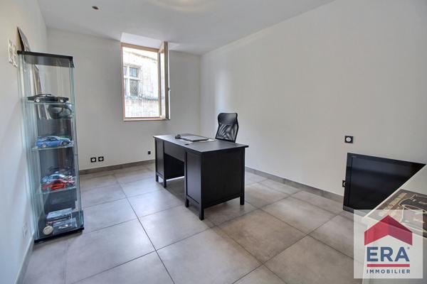 Maison de charme Mondragon 3 chambres, garage et terrasse - 141 m2