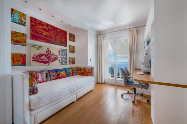 Vente Villa de luxe Cap-d'Ail 5 Pièces 150 m²