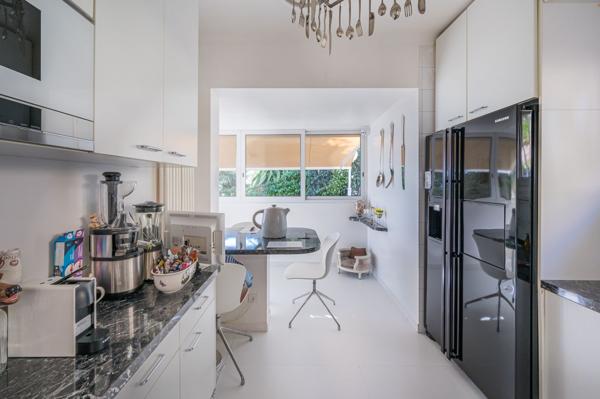 Vente Villa de luxe Cap-d'Ail 5 Pièces 150 m²