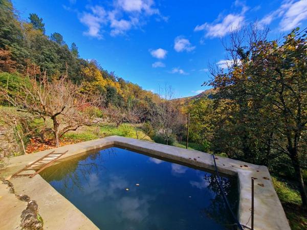 Maison de charme sur plus de 4 hectares entre St-Ambroix et Bessèges