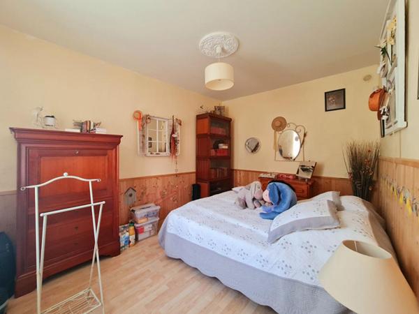 Maison de charme sur plus de 4 hectares entre St-Ambroix et Bessèges