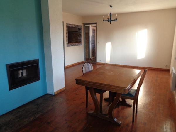 Maison de ville, 5 chambres ou 2 appartements, avec terrrain