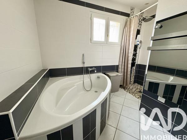 Maison à vendre 5 pièces 142 m² Calvisson