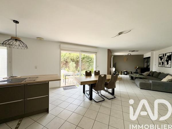 Maison à vendre 5 pièces 142 m² Calvisson