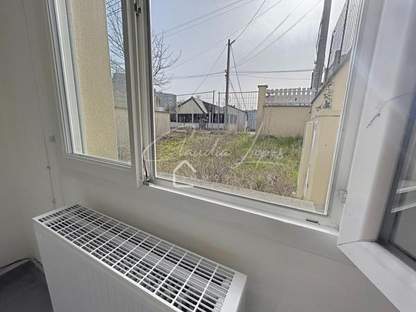 Maison neuve 4 chambres avec sous-sol et garage