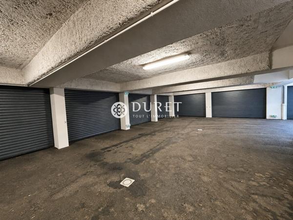 Appartement T3 de standing avec ascenseur, balcon et garage en hyper-centre de Challans