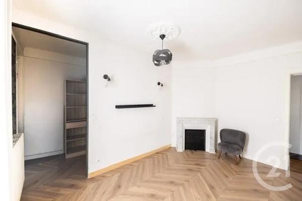 Appartement F3 à vendre  3 pièces - 82,11 m 2   REIMS  - 51